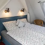 アパート Urlaub Mit Ostseeblick, Schwimmbad, Sauna & Direkte Strandlage