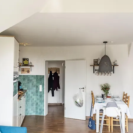 Urlaub Mit Ostseeblick, Schwimmbad, Sauna & Direkte Strandlage Apartmán *