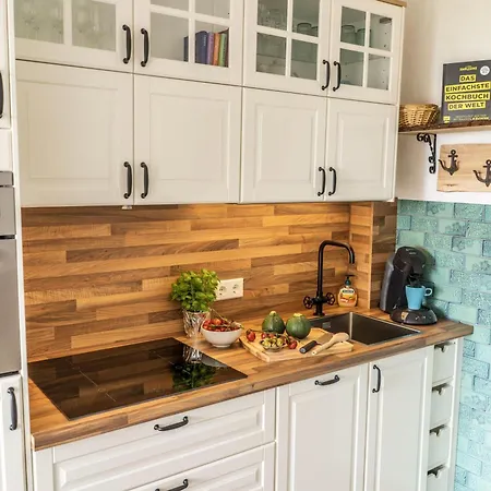 Апартаменты Urlaub Mit Ostseeblick, Schwimmbad, Sauna & Direkte Strandlage