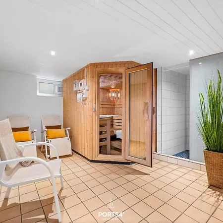 Urlaub Mit Ostseeblick, Schwimmbad, Sauna & Direkte Strandlage Kronsgaard
