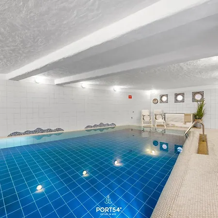 Urlaub Mit Ostseeblick, Schwimmbad, Sauna & Direkte Strandlage